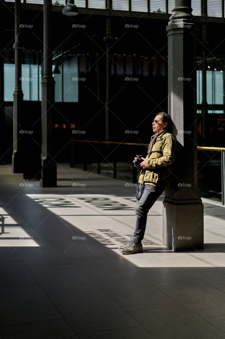 Photographing Lights and Shadows