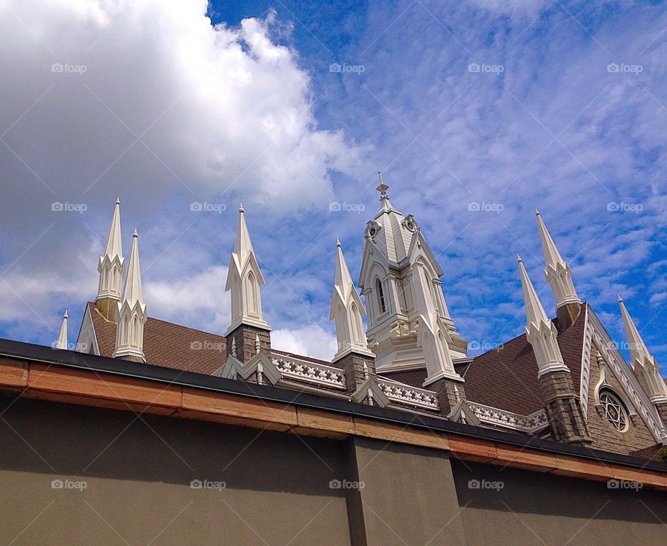 Behind the wall. Heading into Temple square to see what's behind the wall