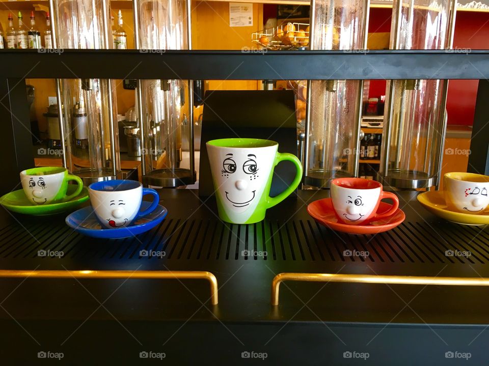 Coffee cups with facial expressions