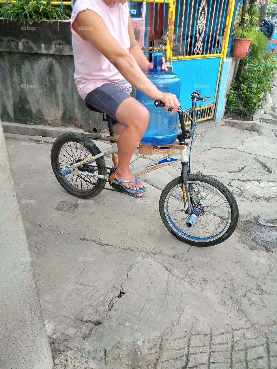 STAY FIT BRO,, STRENGTHEN LEGS AND ARMS,,,🚴🚵PEDAL YOUR BIKE TO TRANSPORT  AND REFILL WATER CONTAINER