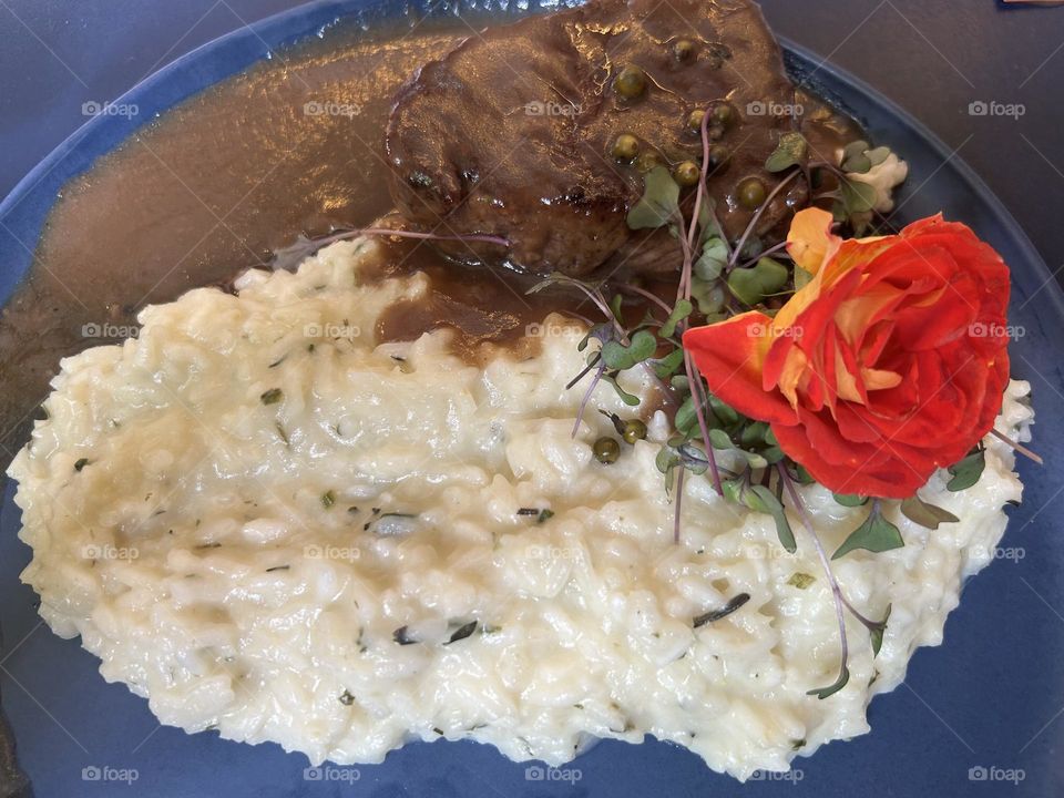 Filet au poivre with risotto