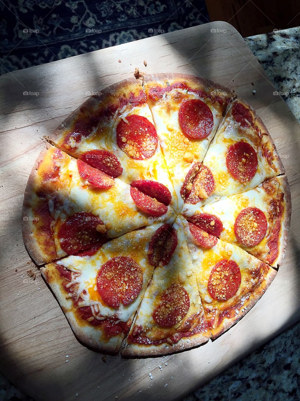 Pepperoni and cheese pizza 