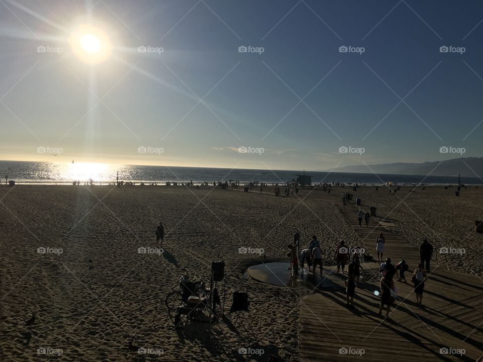 Beach full with sunlight