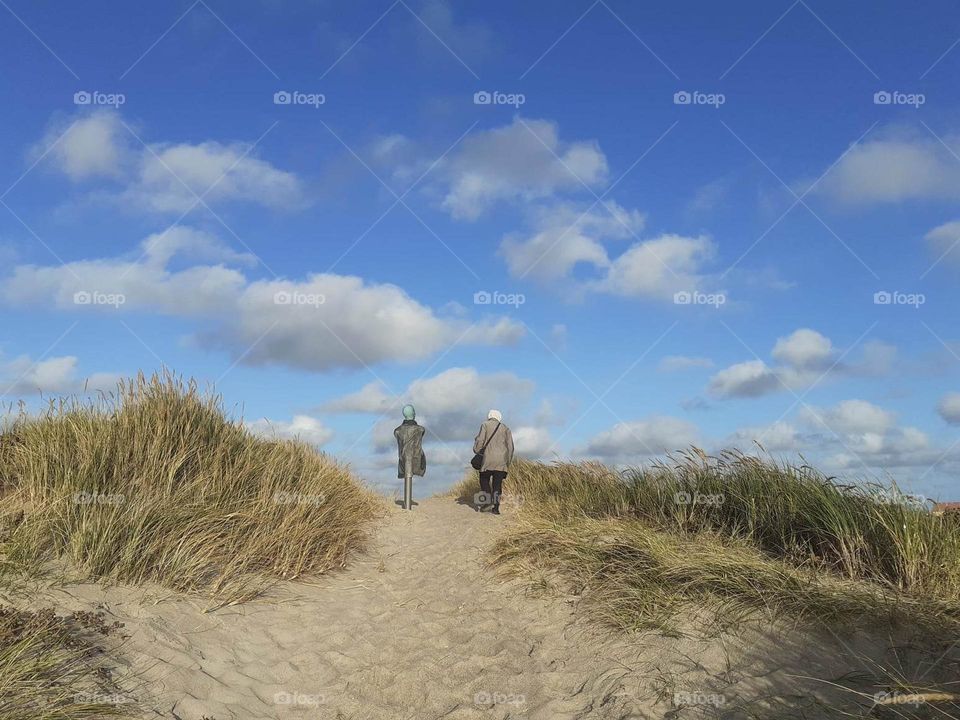 I met a statue today