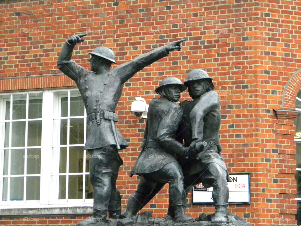 london fireman monument heroes by heim.bogdan
