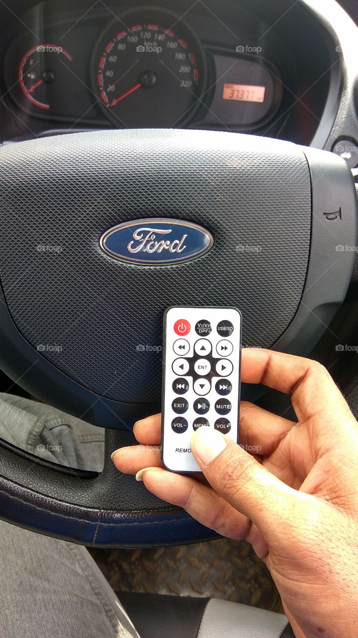 Branded car's use easy like a remote control one of the ford car super