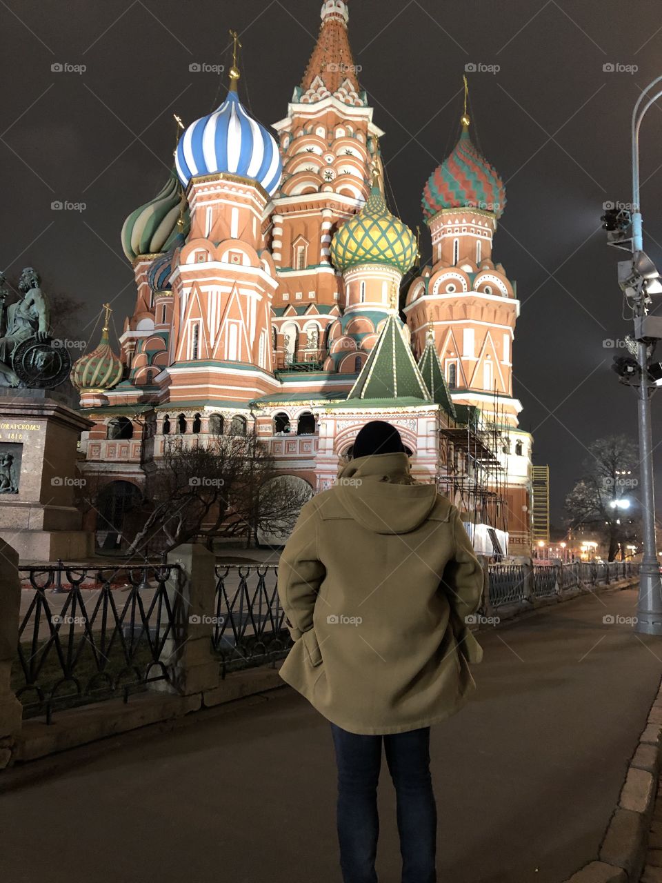 Facing Kremlin