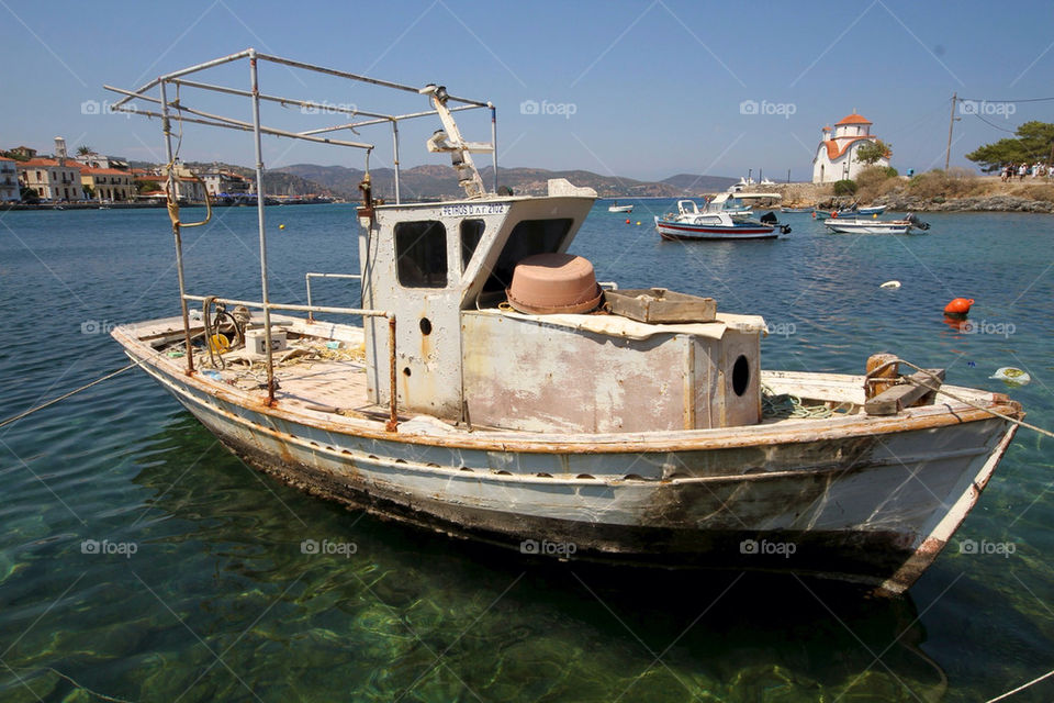 boat old fishing greece by zgugz