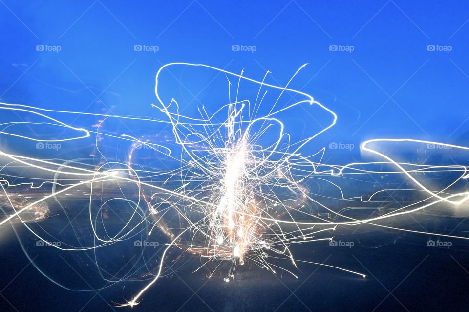 Fireworks movement in long exposures 