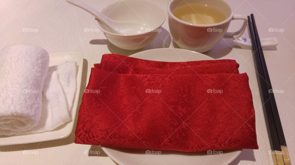 set up. table setting