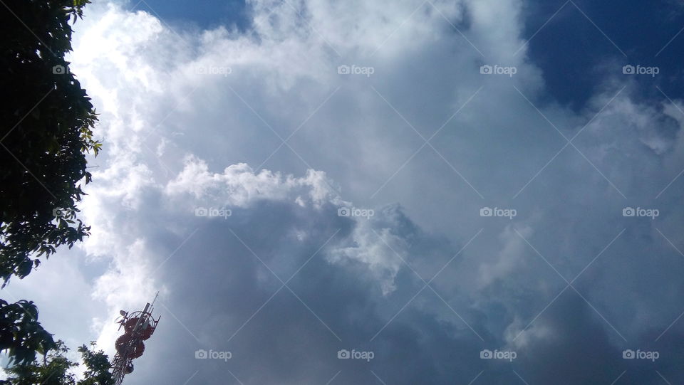 nuvens no céu