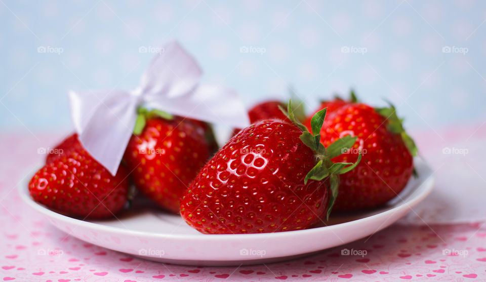 strawberry fresh fruit plate 