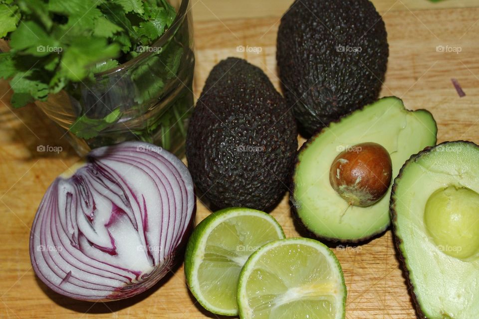 Guacamole ingredients 