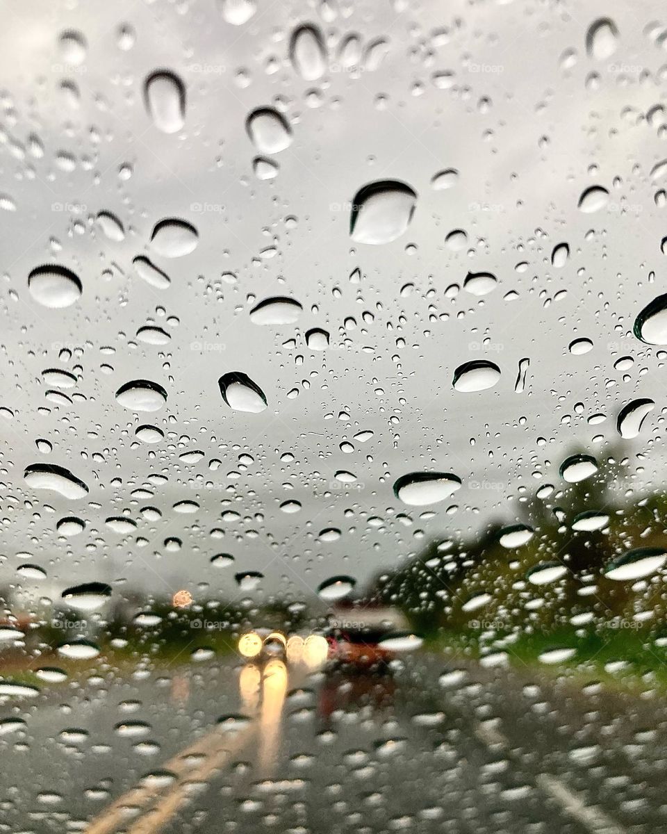 🇺🇸 And after the intense heat… the rain arrived!  Long live the Brazilian spring!  Here; Itatiba city. / 🇧🇷E depois do forte calor… chegou a chuva! Viva a primavera brasileira! Aqui; cidade de Itatiba. 