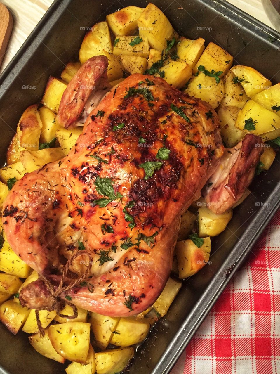 Grilled chicken with potatoes