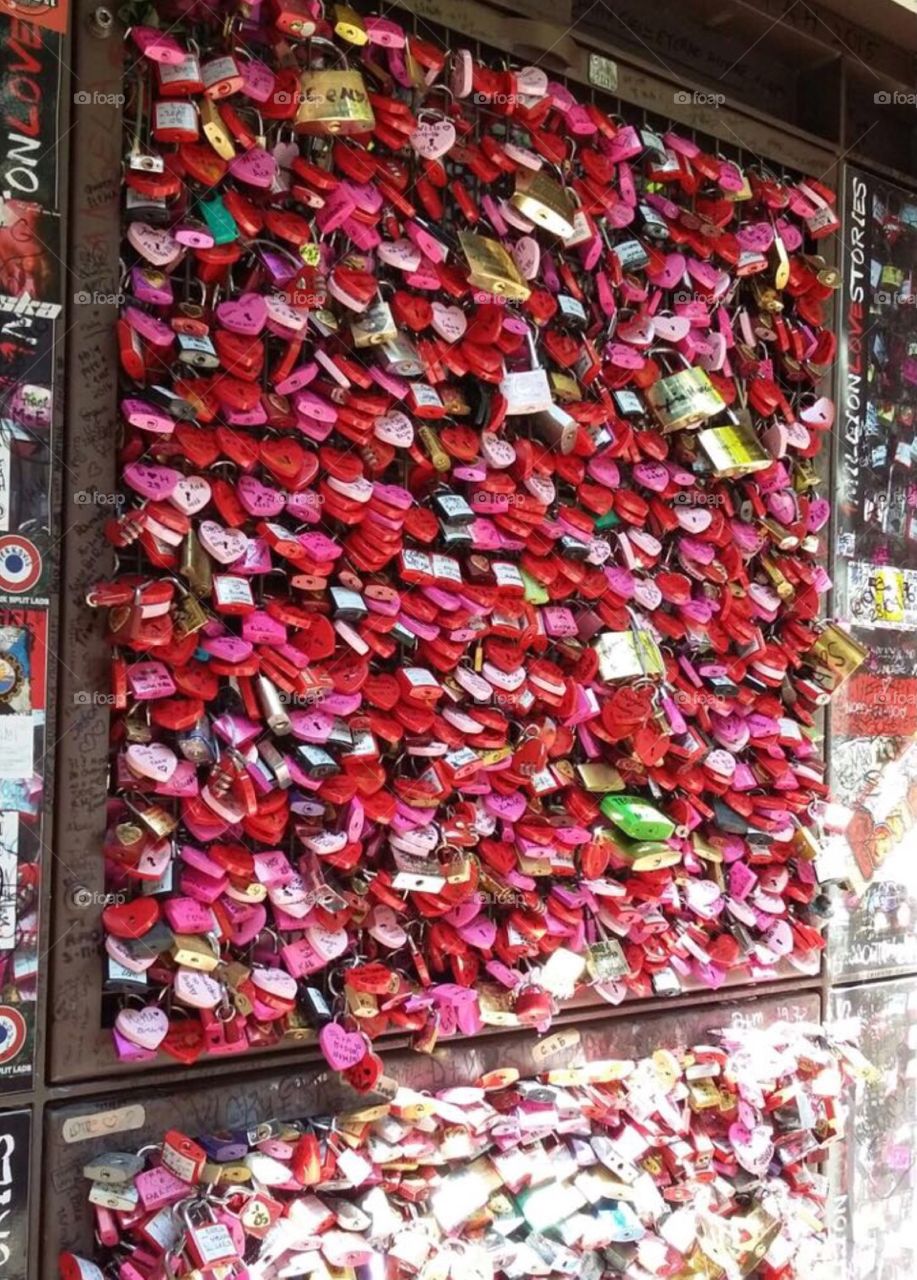 Padlocks Juliet! For those who are lovers of romance. 
