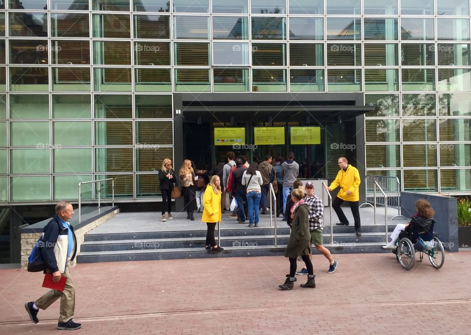 Entrance Van Gogh Museum