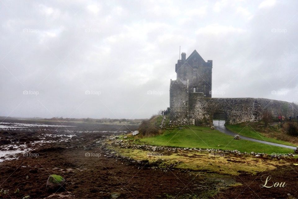 Dunguaire Castle