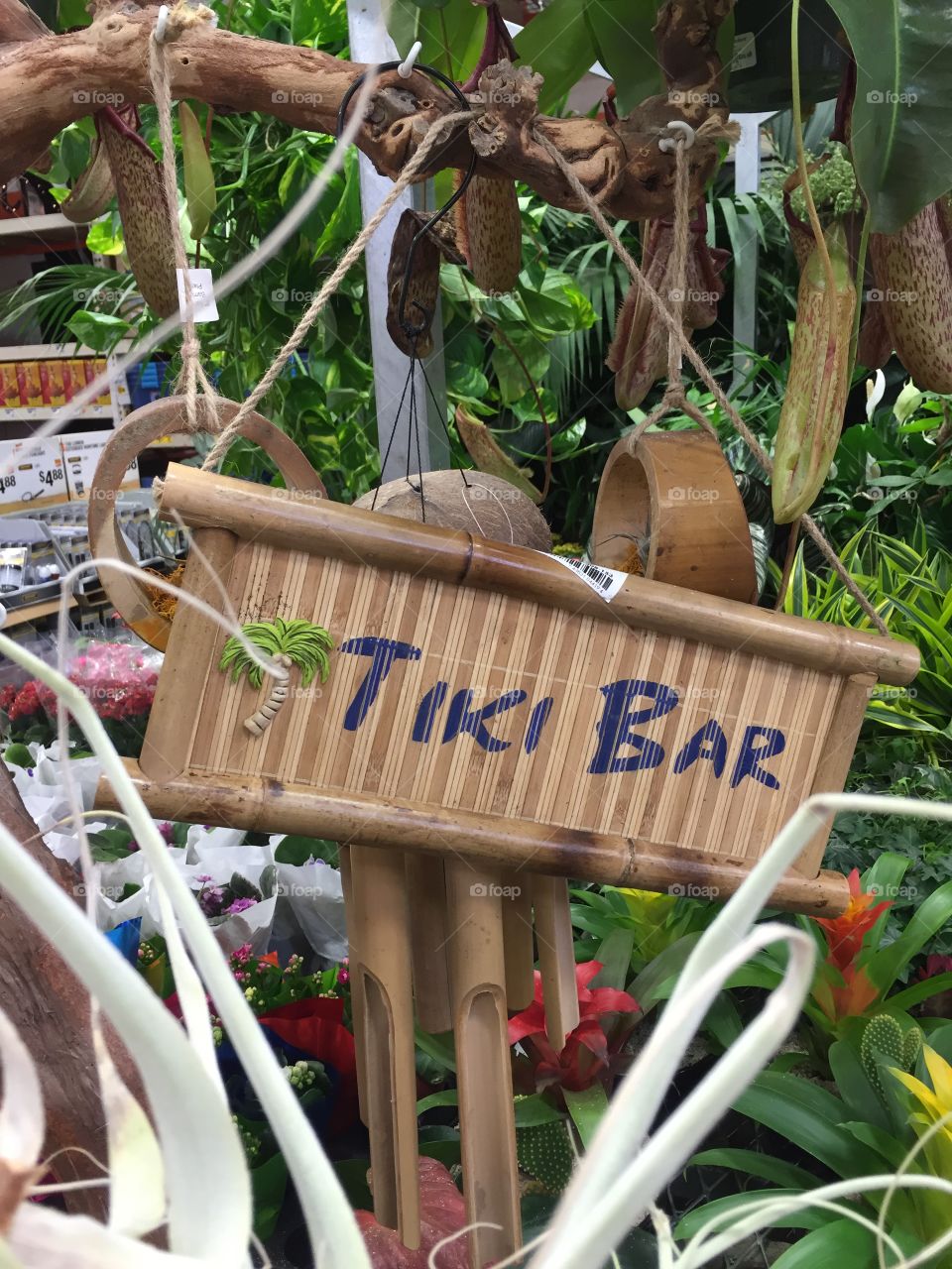 Tiki Bar sign