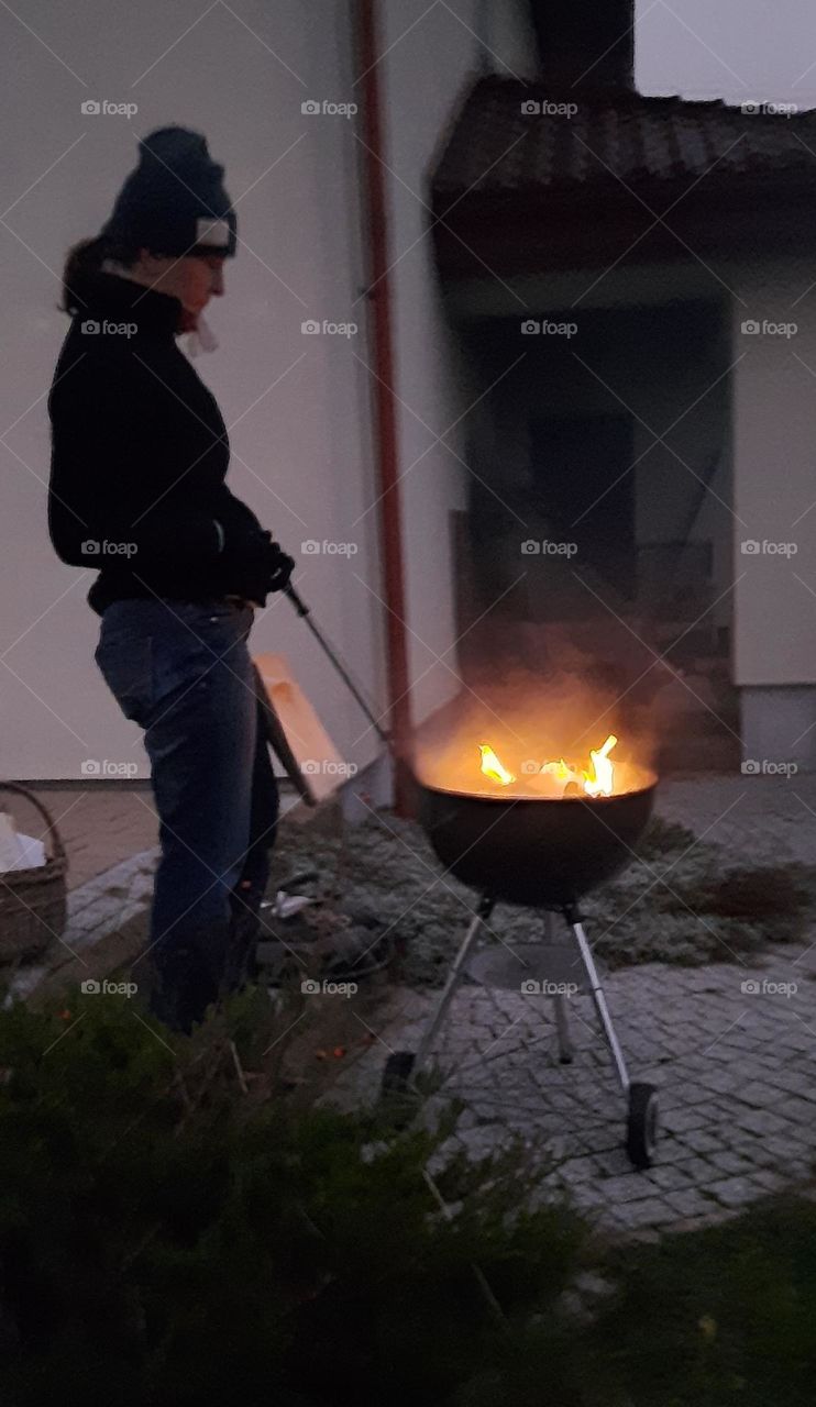 woman preparing barbecue