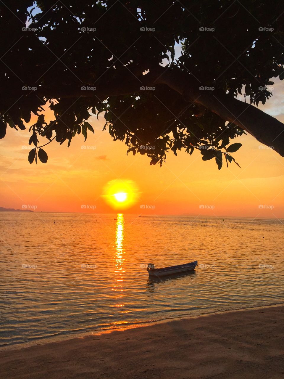 Sunset in Thailand, on the island of Koh Pangan. Beautiful spot to watch the sun go down