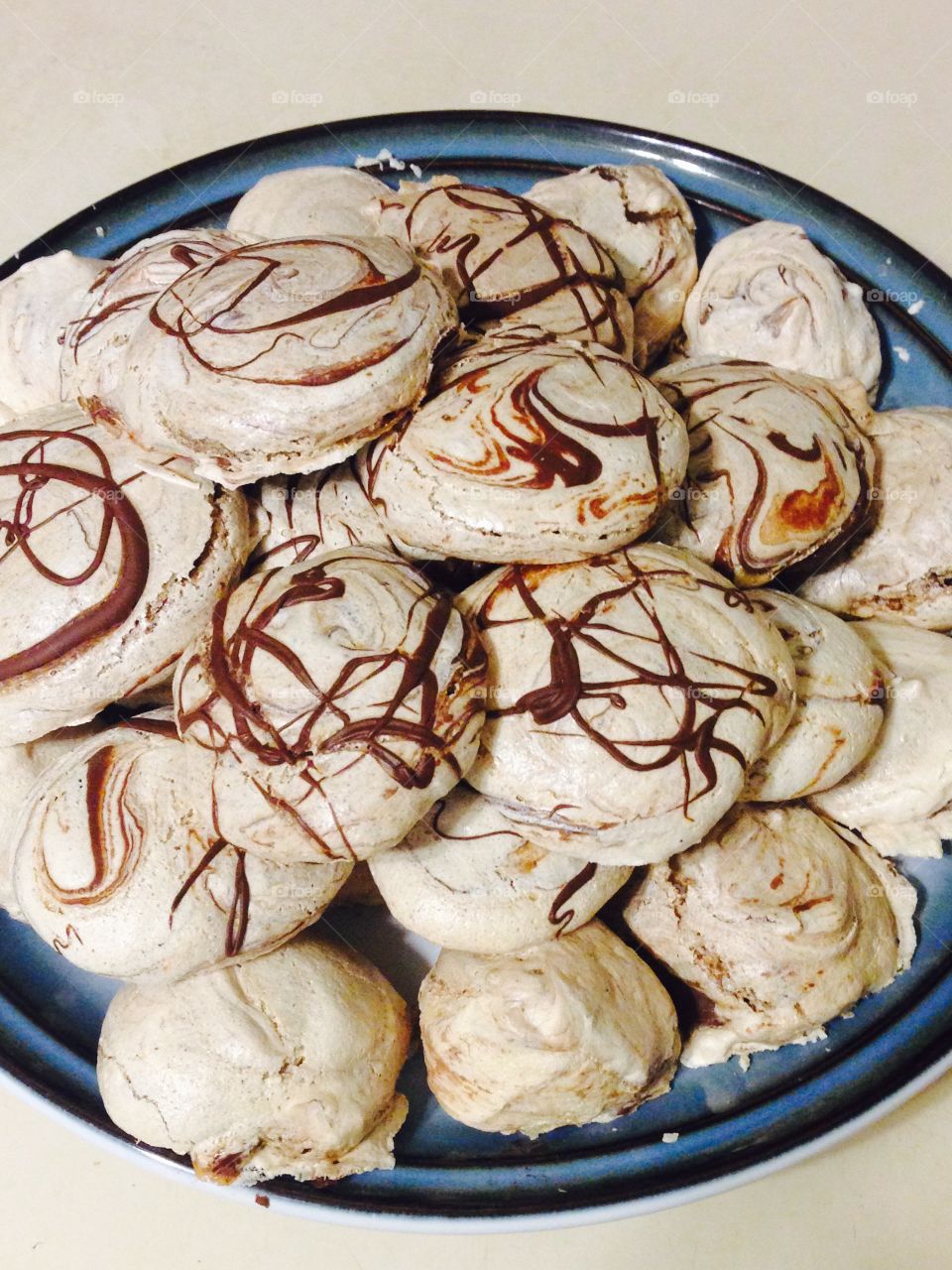 Chocolate swirl meringues