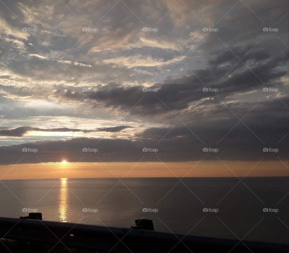 beautiful lake erie sunset