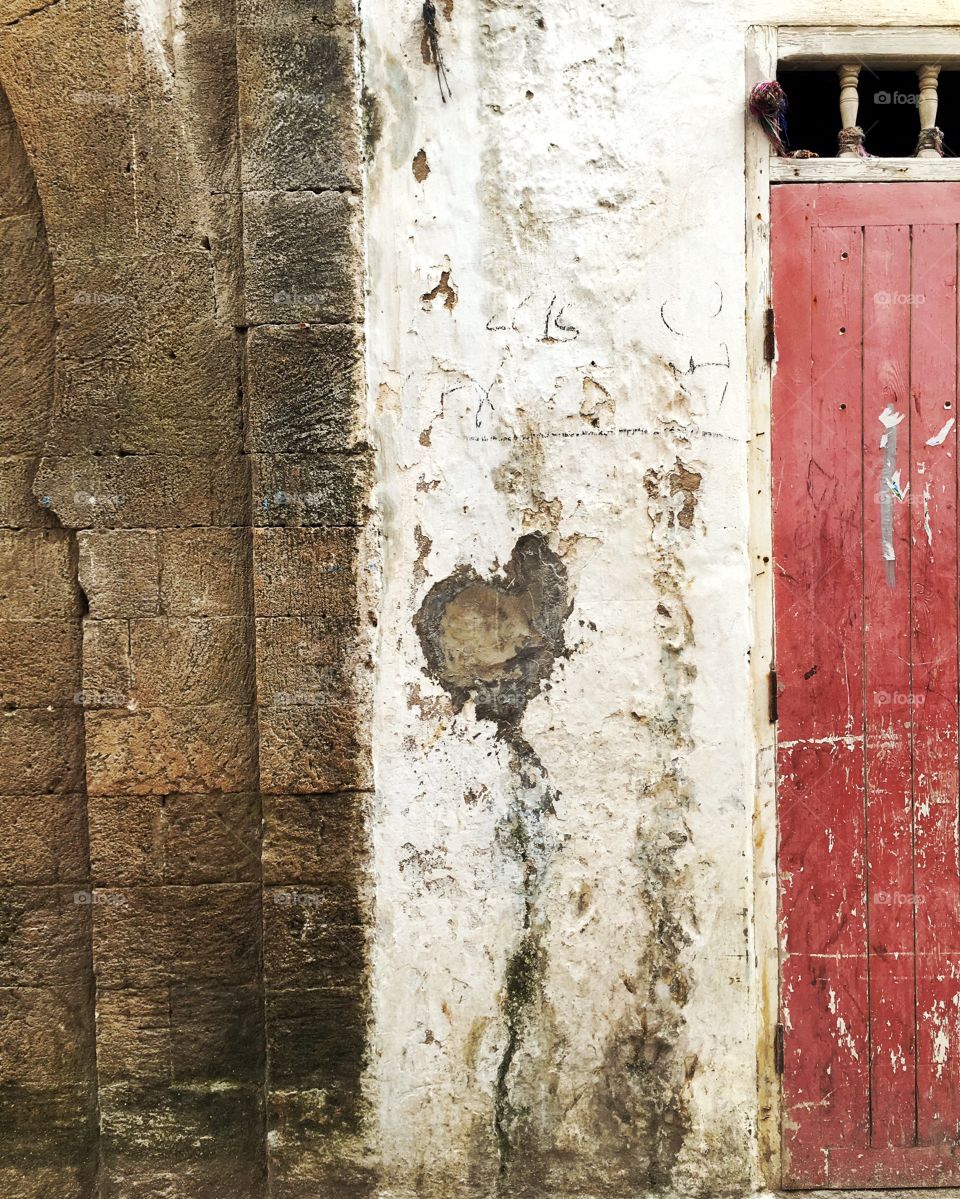 A little deterioration looks like a heart to me in the beautiful city of Essaouira