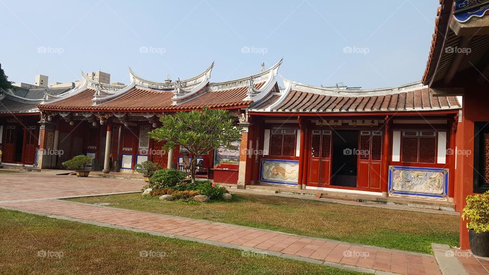 The “Premier Academy of Taiwan” (全台首學) has more than three hundred years of history as a Confucian temple, and it would be safe to say that this place is the heart of Tainan as an ancient capital of culture.