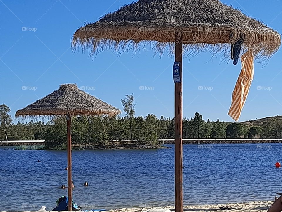 Paradise in the lake