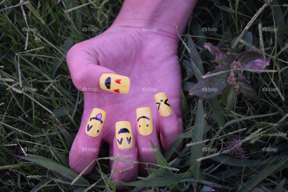 Smiley Faces Nail Polish Art