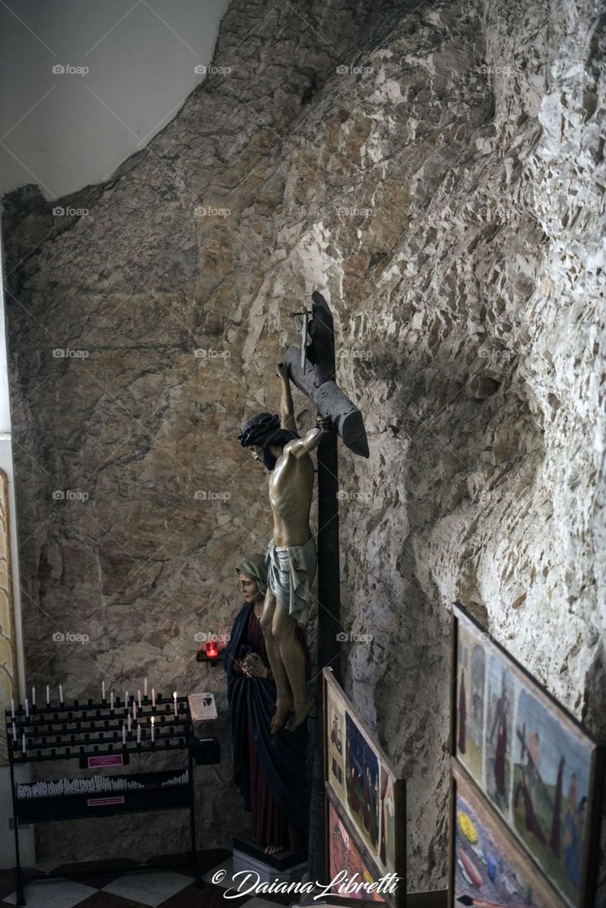 Santuario della madonna della corona
Sanctuary of the Madonna of the crown