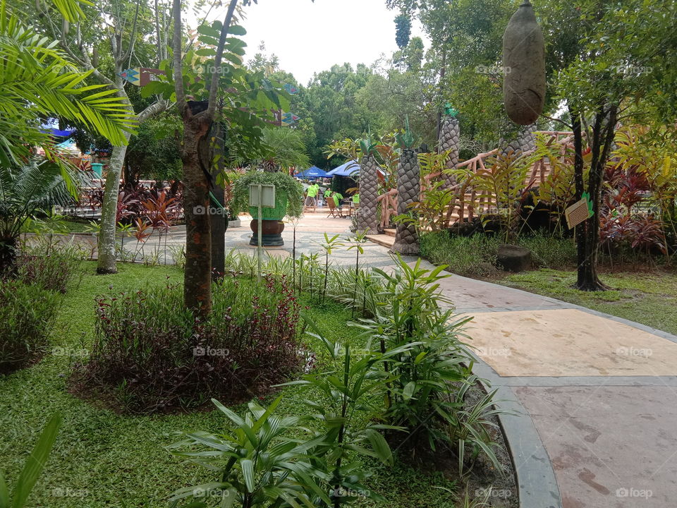 suasana di amanzi water park palembang