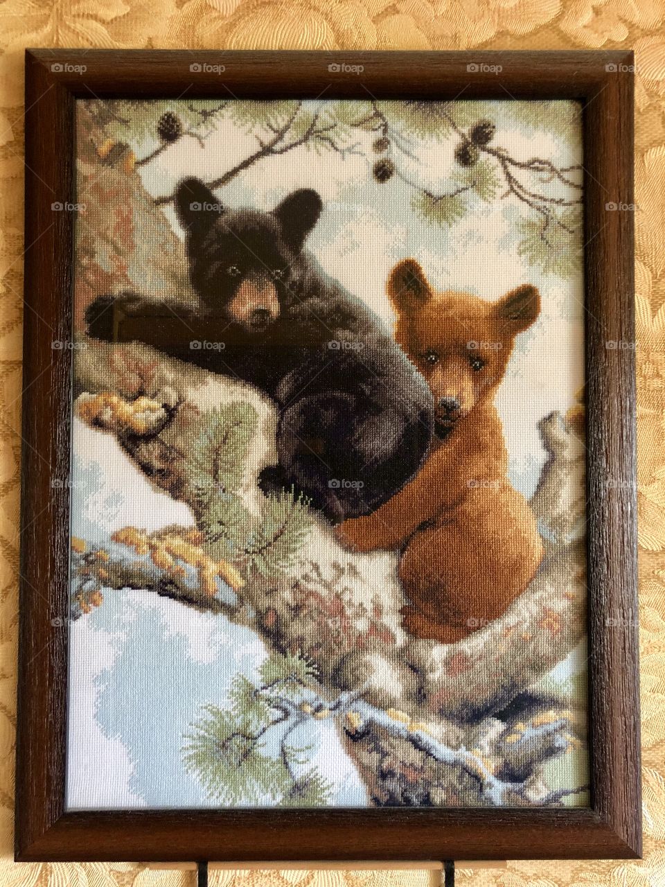 Медвежата на дереве. Картина. Ручная работа. Вышивка крестом. Счетный крест 