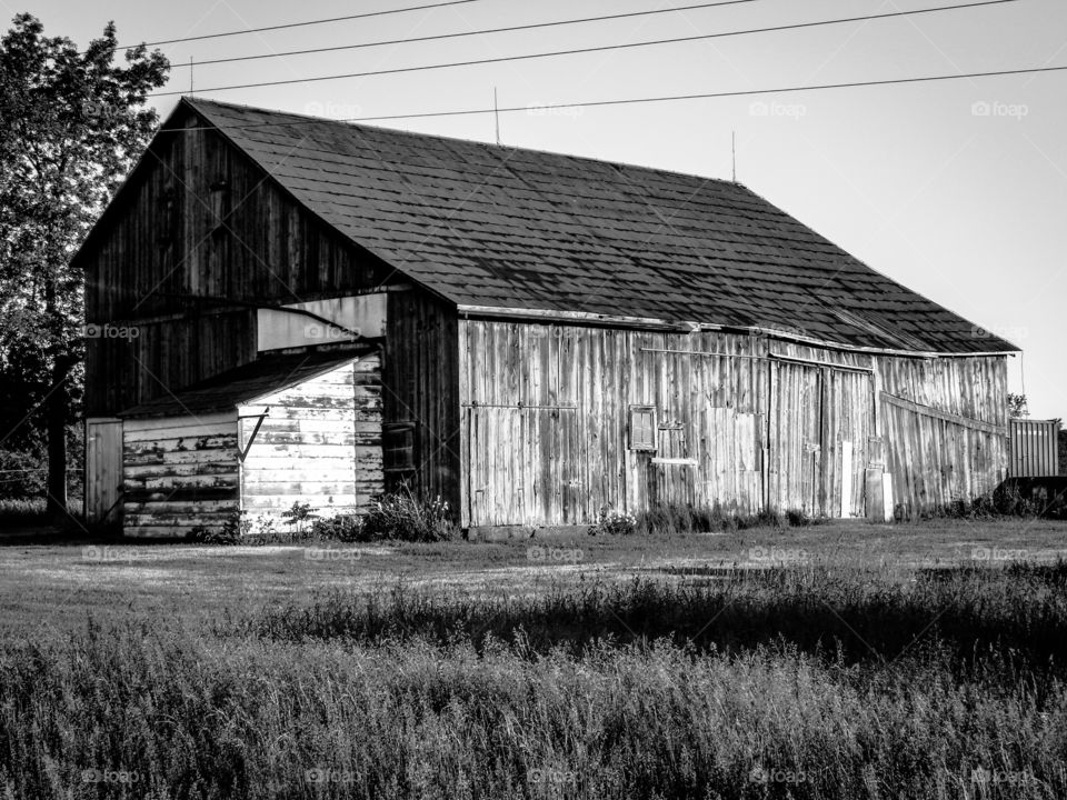 An old barn in Selkirk Ontario