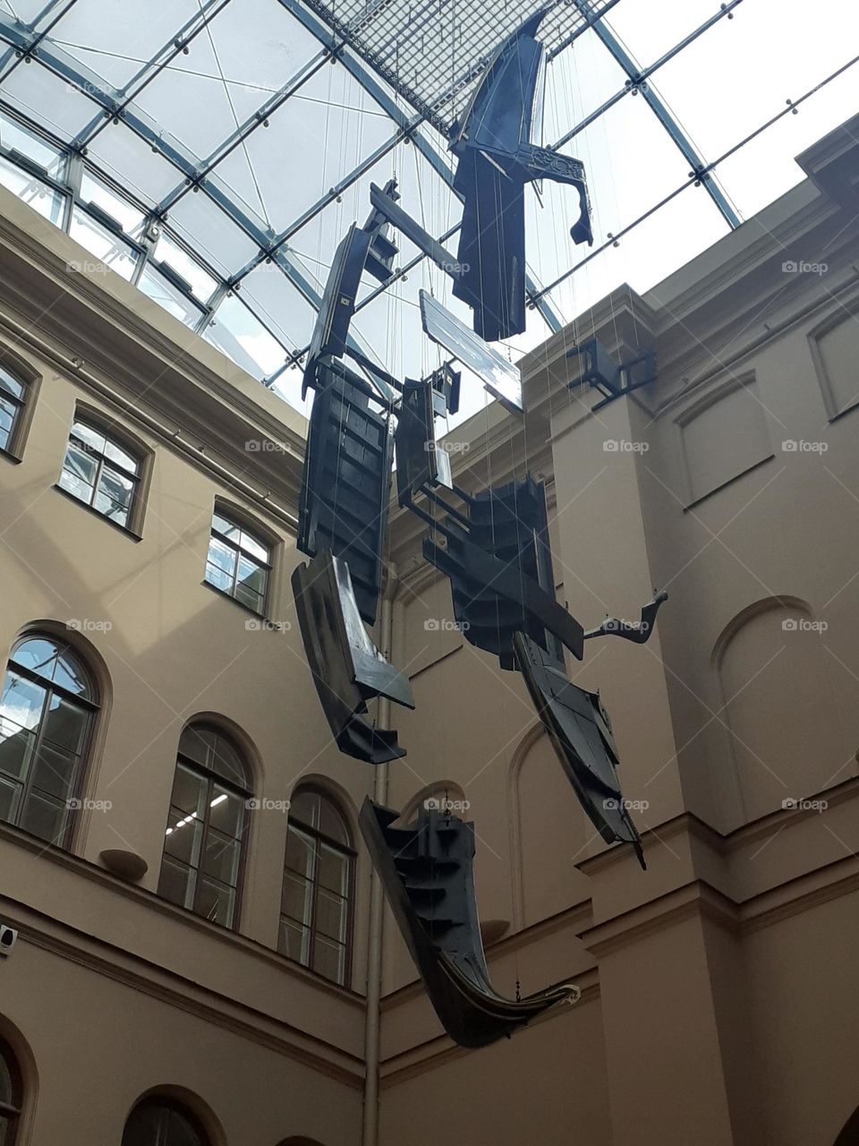 Гондола. Музей современного искусства в Рижской Бирже