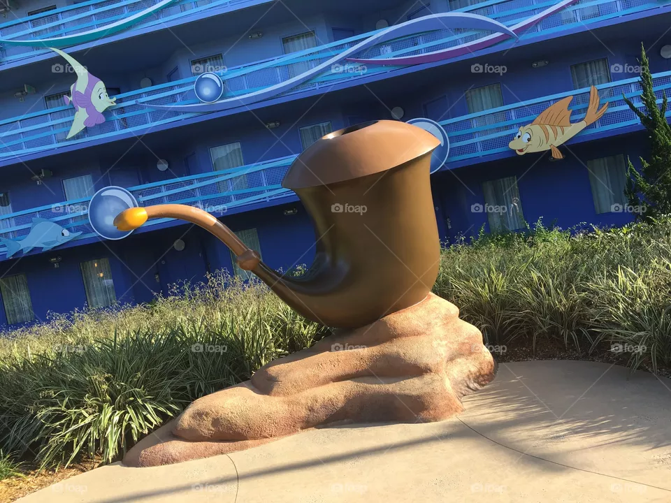 Giant pipe