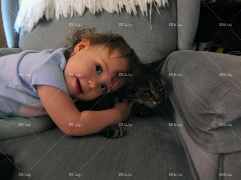 girl and cat