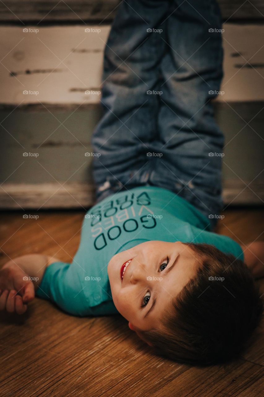 Winston playing around making the best poses.