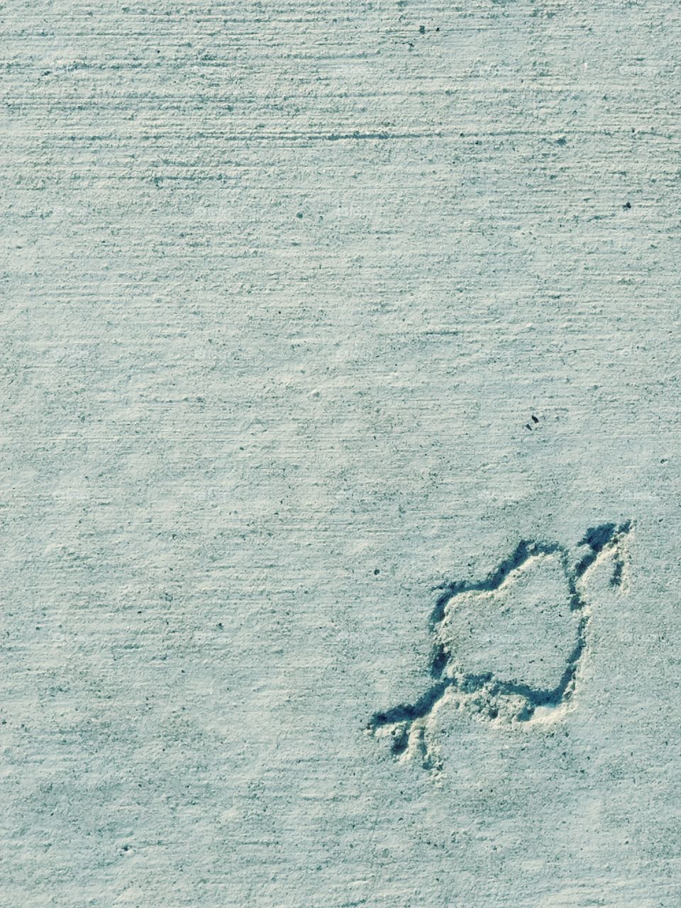 graffiti cement heart