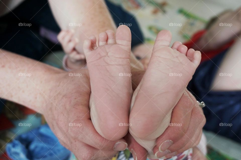 Little feet 