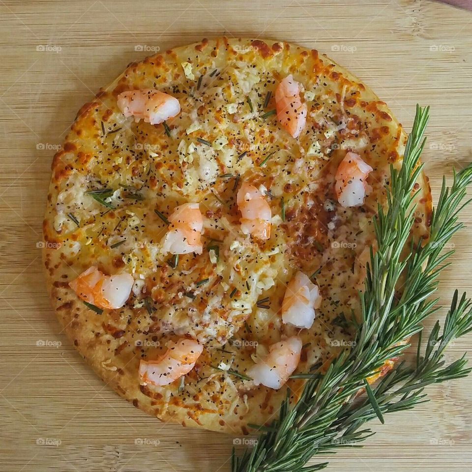 Shrimp Pizza