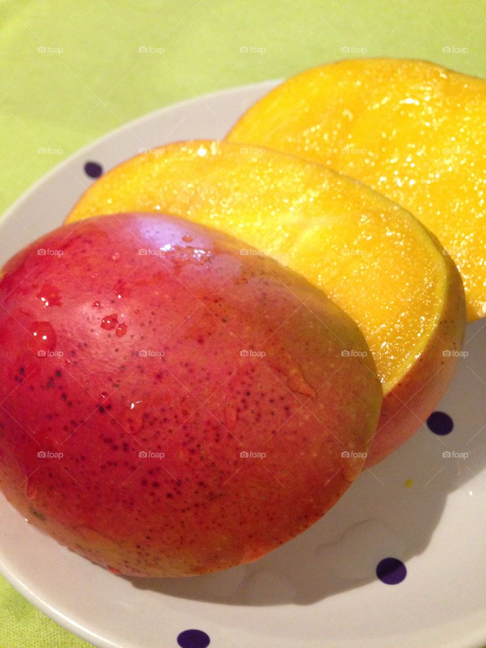 Juicy Mango 

Published by:
HappyBrownMonkey 