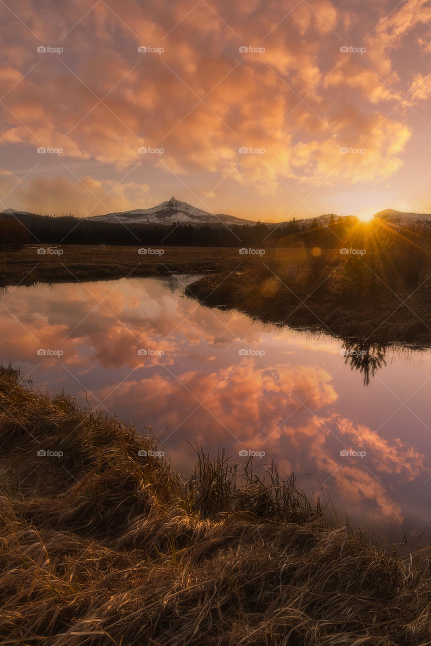 Timeless scenic sunsets in Central Oregon