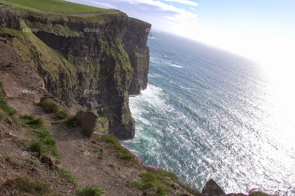 Cliffs of Moher-slanted view 