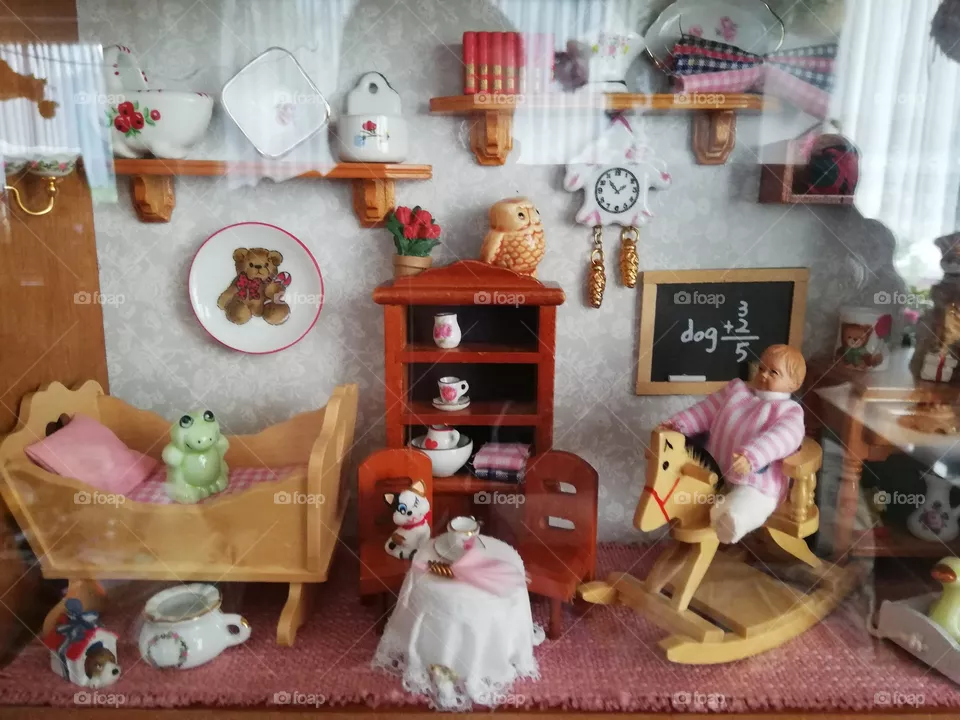 Puppen-Kinderzimmer oder Kinder-Puppenzimmer?