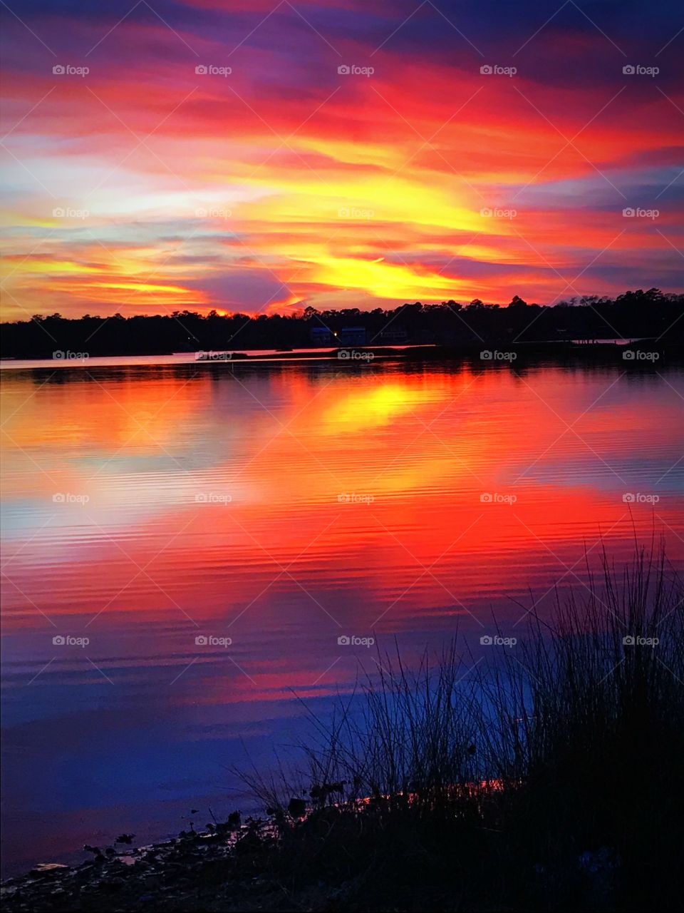 Swansboro NC sunset full of colors and reflections 