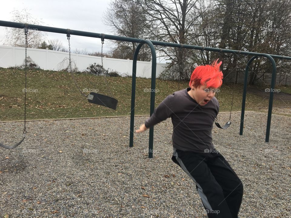 Kid swing