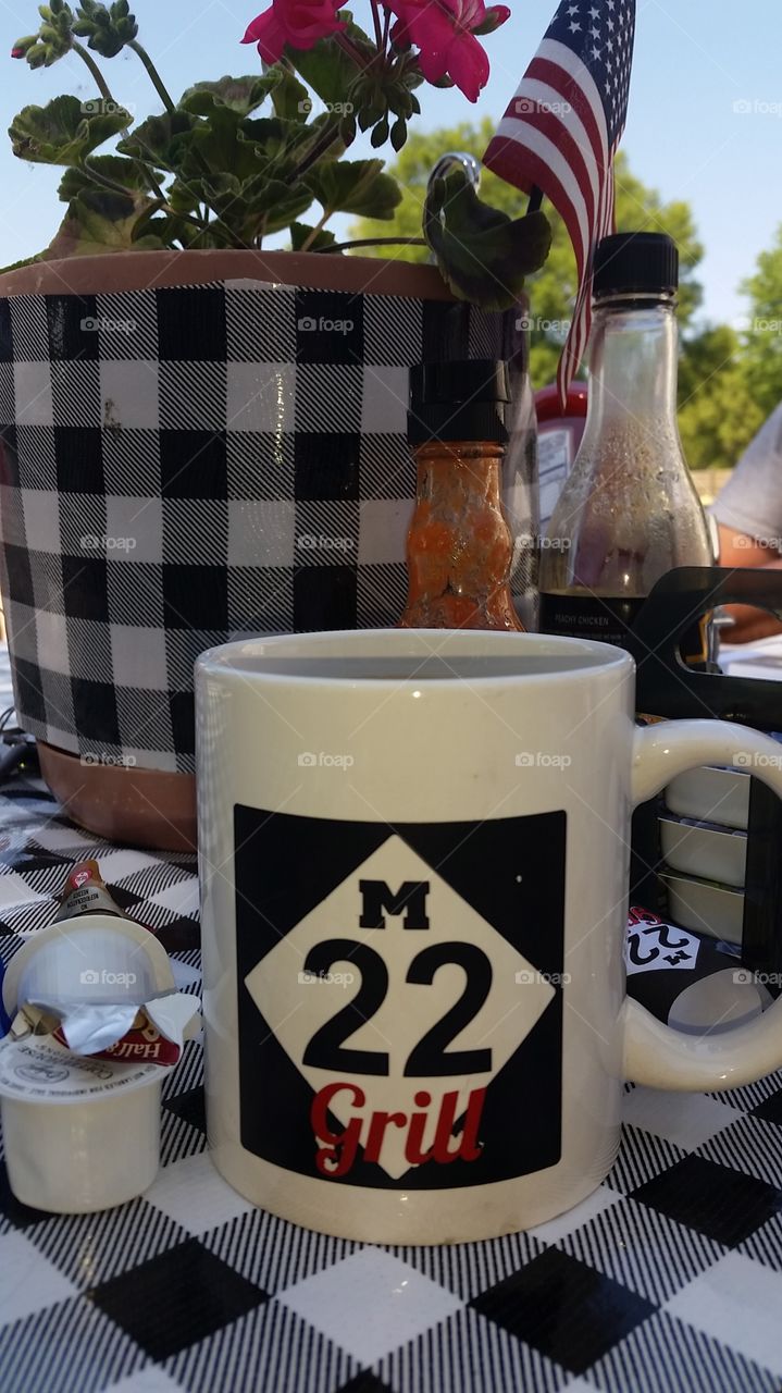 M-22 Cafe