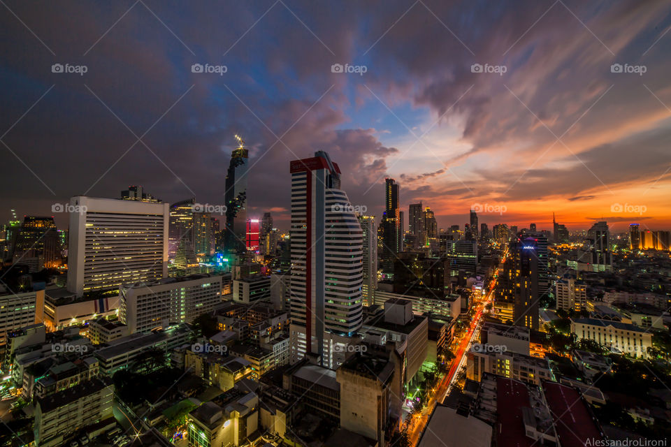 Blue sky, red horizon